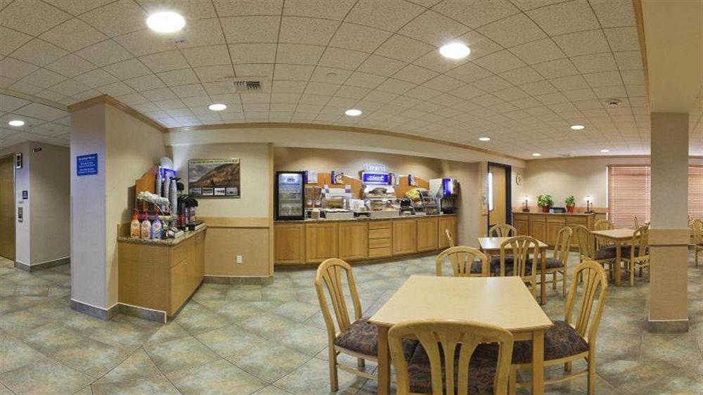 Holiday Inn Express Hotel & Suites Richland Buitenkant foto