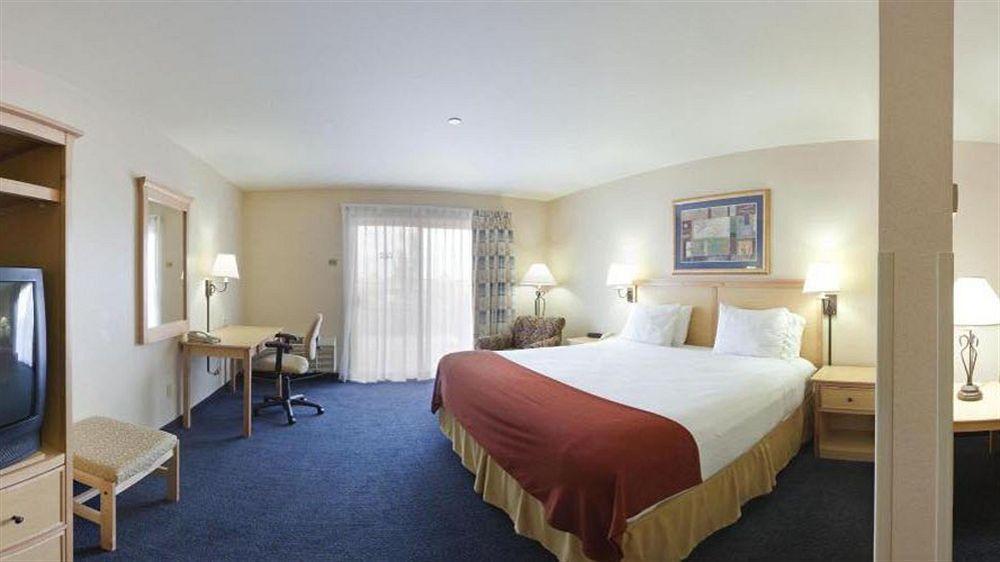 Holiday Inn Express Hotel & Suites Richland Buitenkant foto