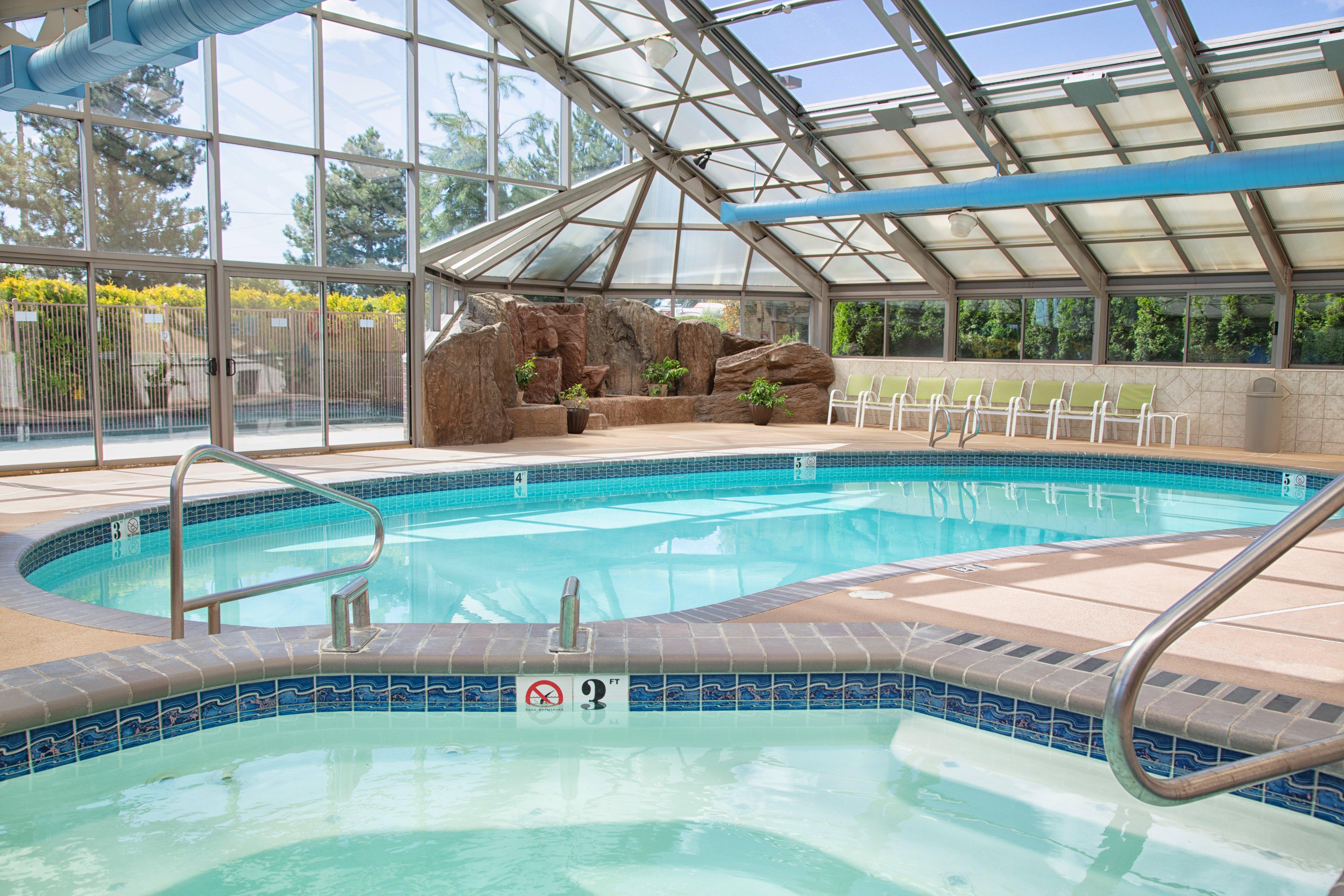 Holiday Inn Express Hotel & Suites Richland Buitenkant foto